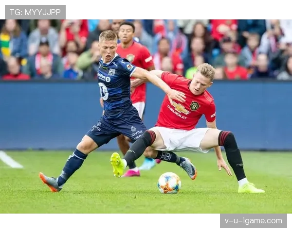 凯泽主帅战术革新引领球队逆袭,球迷热议未来走势 凯泽主帅战术革新引领球队逆袭,球迷热议未来走势