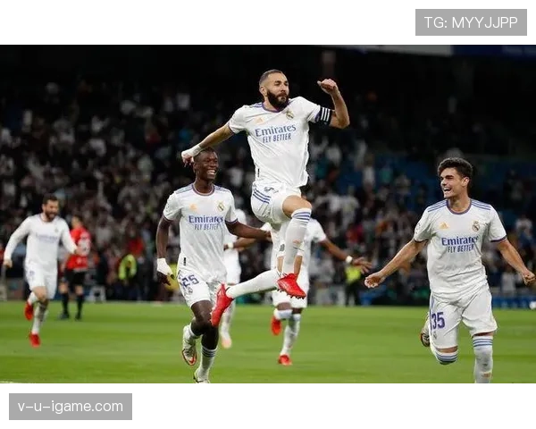 凯恩与本泽马对比：策应能力差距与战术角色解析