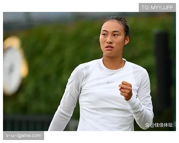 郑钦文吃饭从不点外卖？看她训练后那一桌，普通人想都别想！